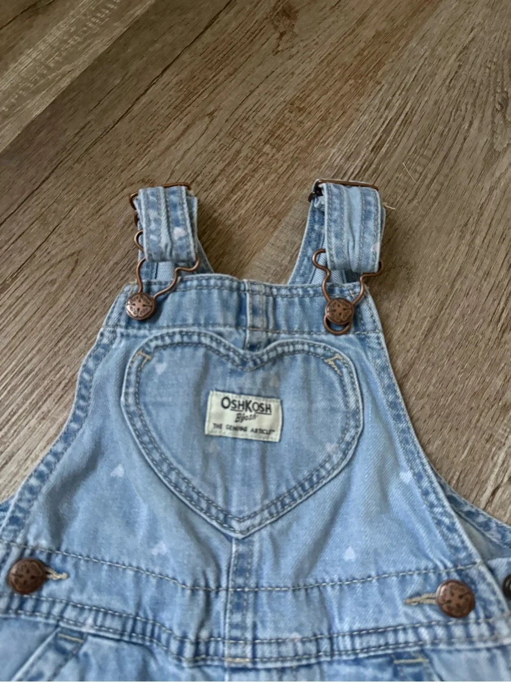 OshKosh B'gosh Light Wash Denim Overalls Heart Detail Kids Size 12-18 Mo